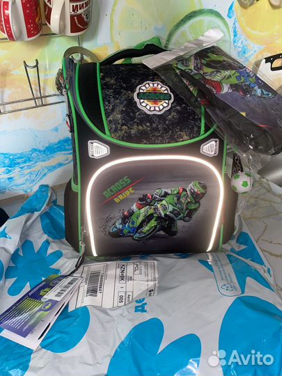 Рюкзак школьный новый