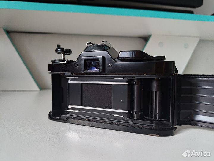 Пленочная камера Canon Av 1 + 35-70mm