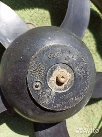 Вентилятор радиатора Skoda Fabia 2 хэтчбек 5дв