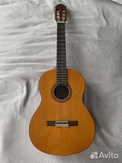 Гитара Yamaha CS40