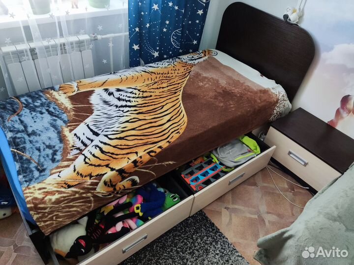 Кровать