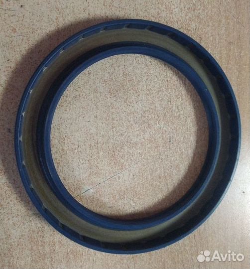 Сальник 114*152*12