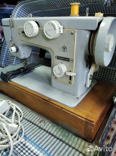 Швейная машина Подольск 142