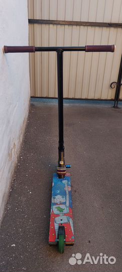 Самокат трюковой