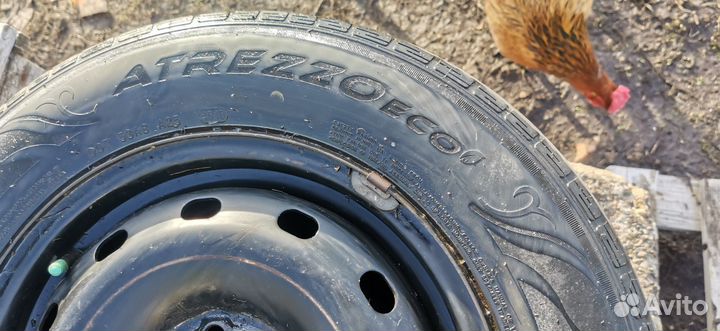 Колёса в комплекте летней на Рено логан