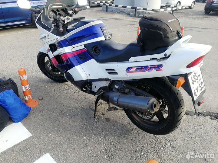 Honda cbr1000f