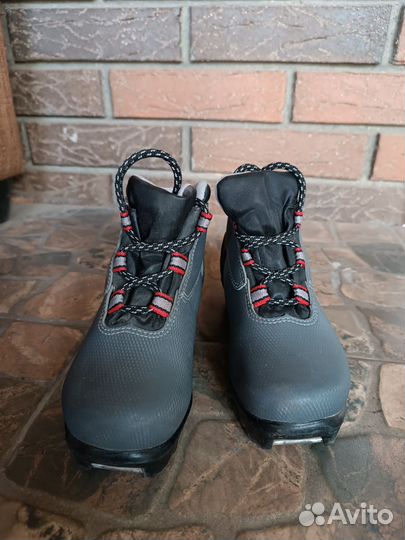 Детские лыжные ботинки nordway 30 32 36