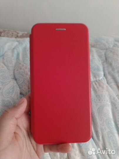 Чехлы на телефон