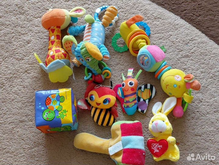 Игрушки погремушки