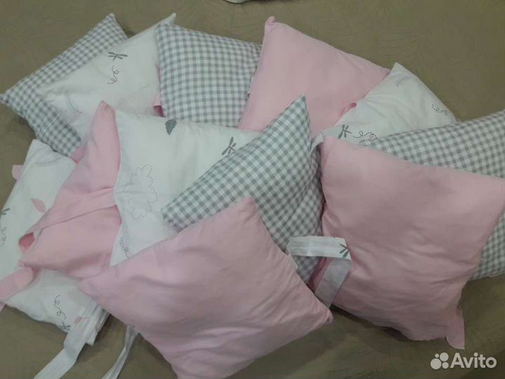 Подушки бортики в детскую кроватку