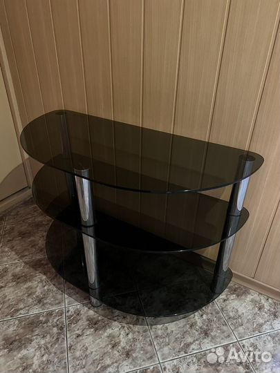 Стеклянная тумба
