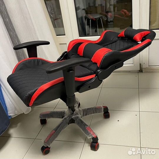 Компьютерное кресло новое