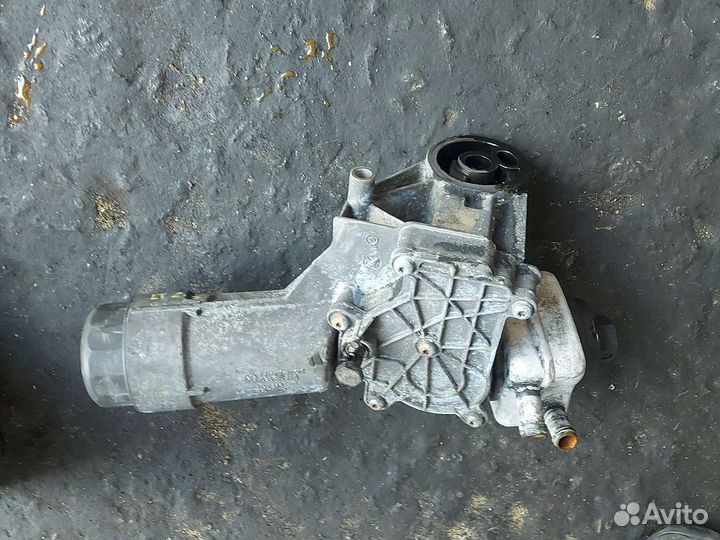 Корпус масляного фильтра Фольксваген LT 2.5