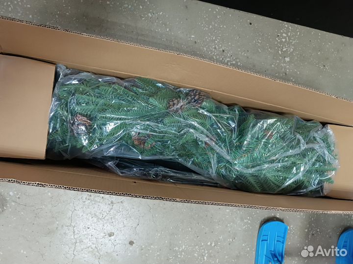 Ёлка литая пвх 180 новая