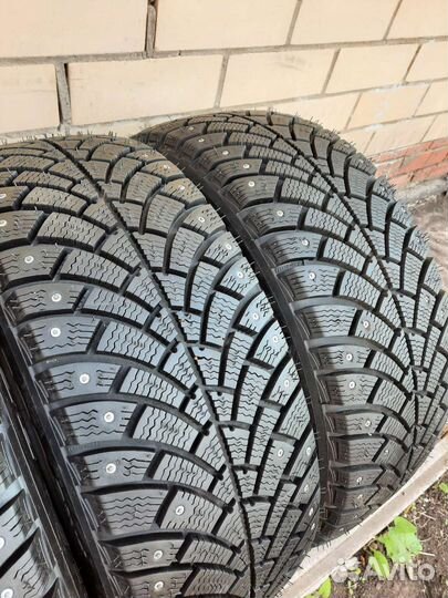 Bfgoodrich G-Force Stud 205/55 R16
