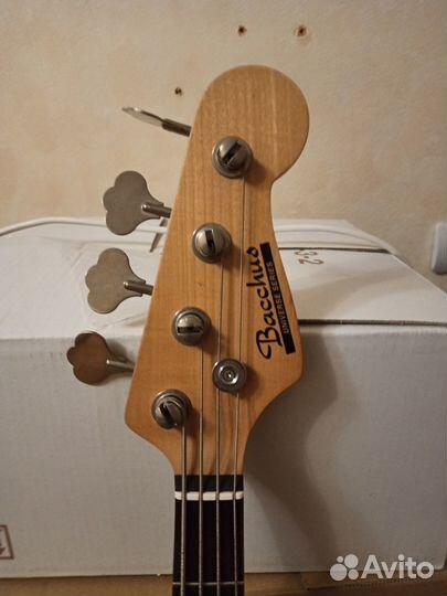 Бас Bacchus BJB300R Universe Series Jazz Bass