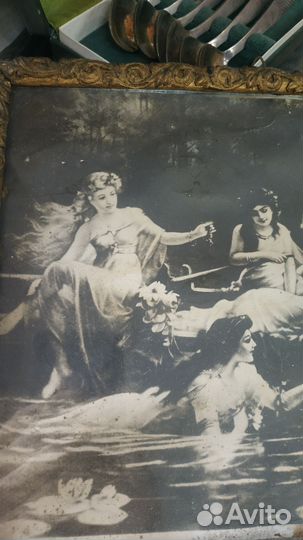 Старинная литография девы купальщицы