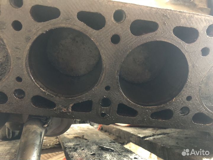 2103 двигатель целиком