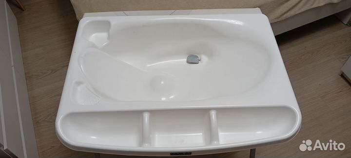 Пеленальный столик с ванночкой cam