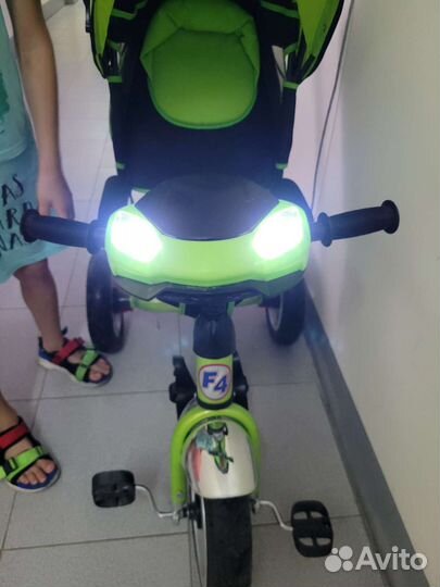 Детский велосипед с ручкой бу