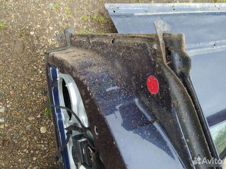 Дверь задняя левая Volkswagen Passat B5