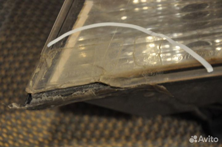 Фонарь задний правый subaru legacy BM5