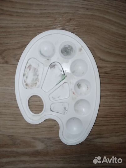 Мелкие игрушки, 3 палитры и брелок зеркальце