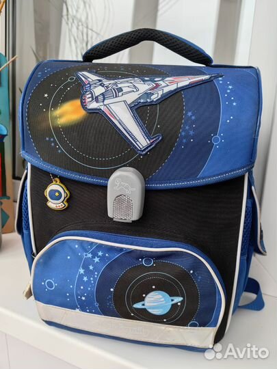 Портфель школьный