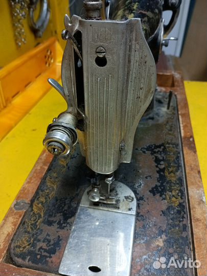 Швейная машина пмз им. Калинина 60-х СССР