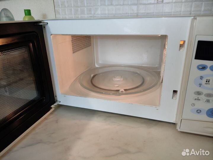 Микроволновая печь Samsung G2638CR