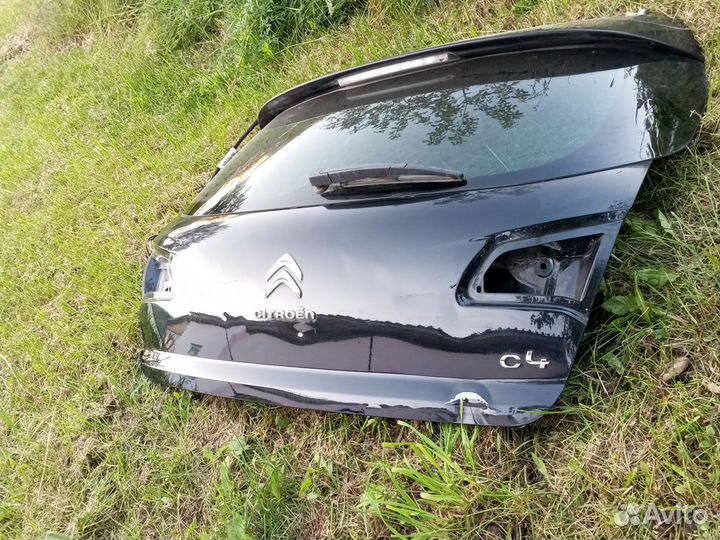 С дефектом крышка багажника citroen c4 2
