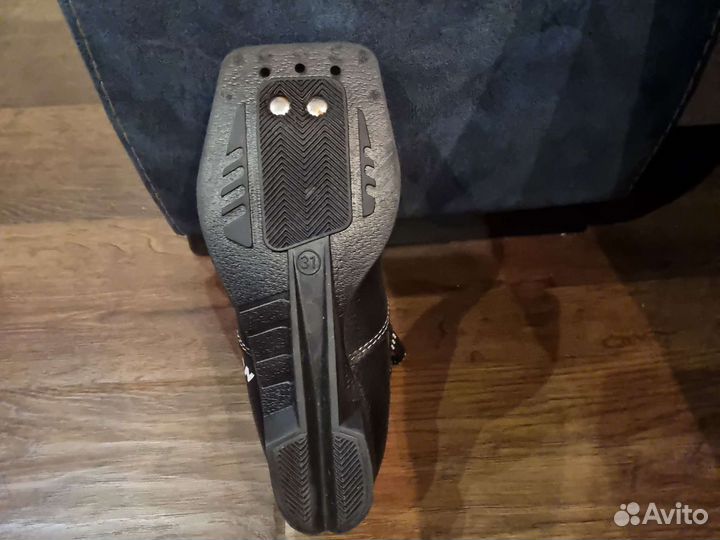 Лыжные ботинки р.31