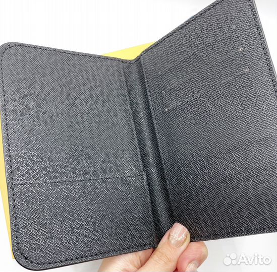 Обложка на паспорт louis vuitton