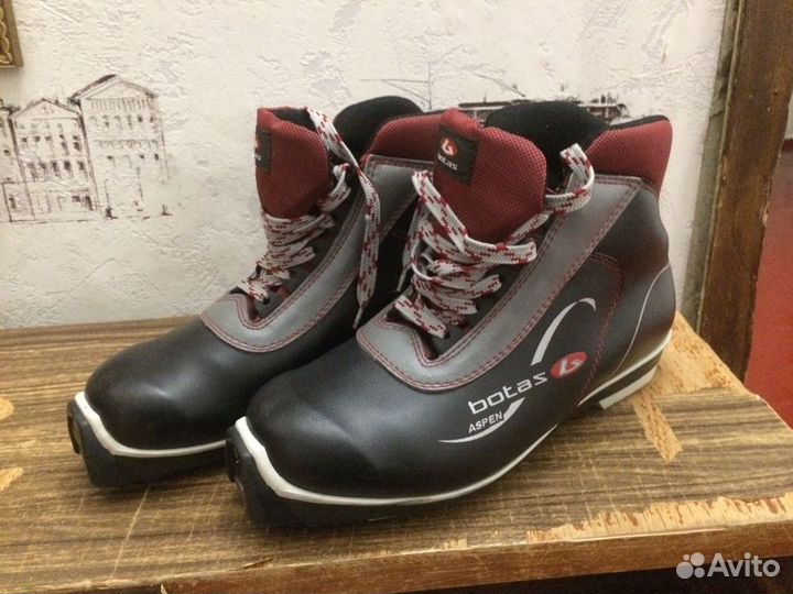 Лыжные ботинки 36 37 38 SNS