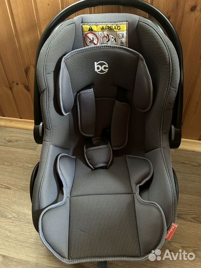 Детская люлька-переноска в машину