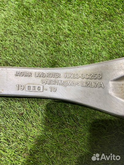 Рычаг передний правый нижний Jaguar F-Pace