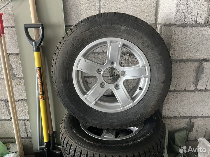 Комплект зимних колес 205x70R15 Nokian nordman 7