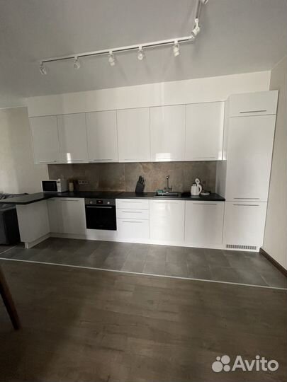 Кухонный гарнитур (кухонная мебель )