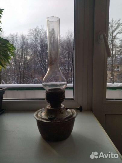 Лампа керосиновая