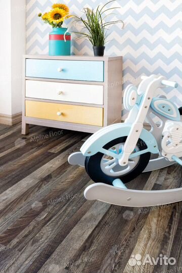 Кварцвиниловые панели на стену