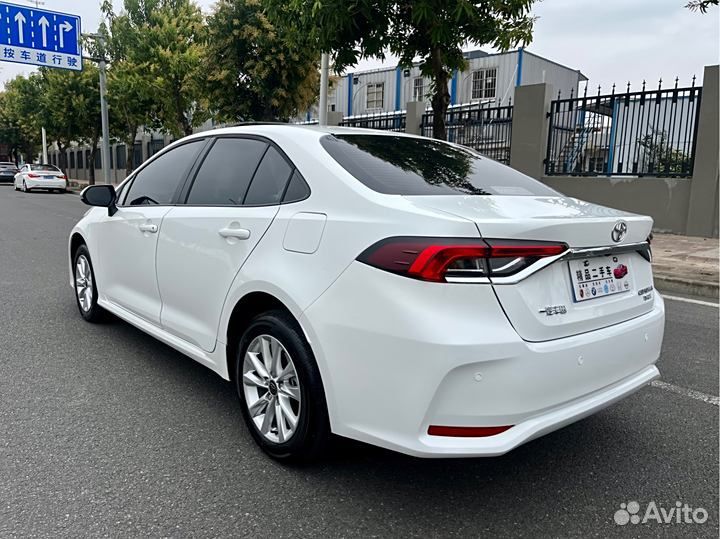 Toyota Corolla 1.2 CVT, 2022, 21 040 км