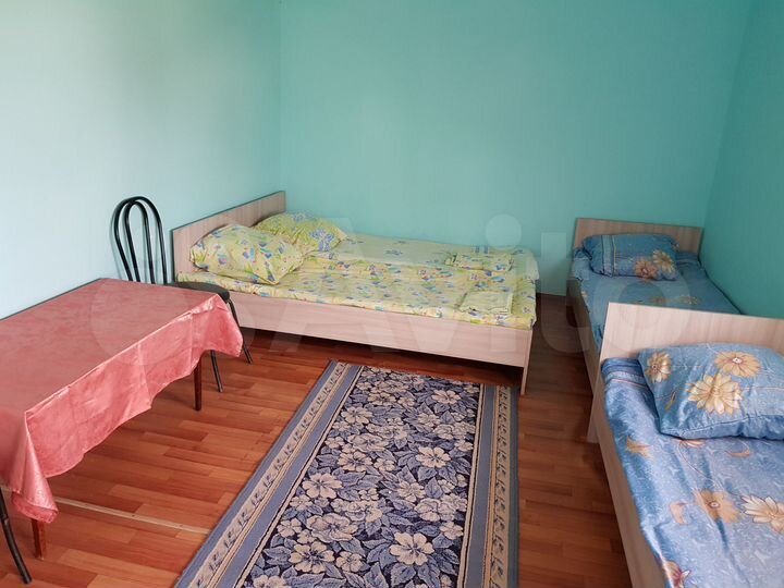 Комната 16 м² в 3-к., 1/2 эт.