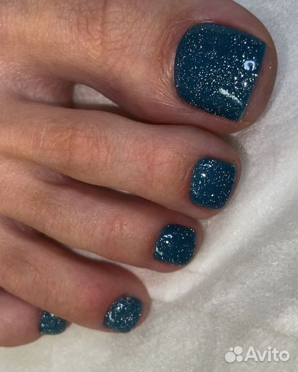 Маникюр с покрытием гель-лаком