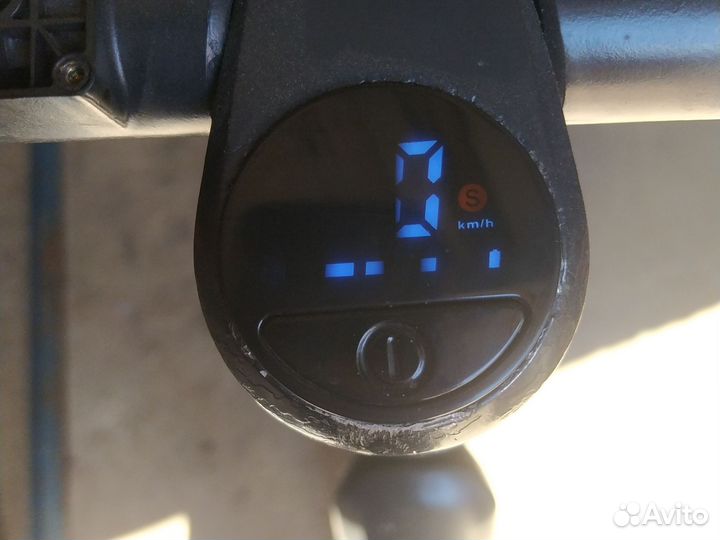 Самокат электрический ninebot es4