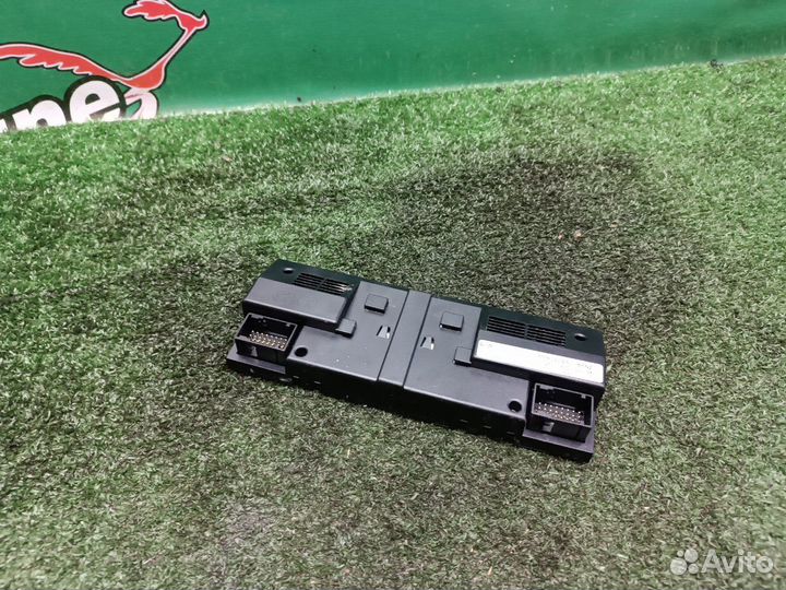 Блок управления климат-контролем Mercedes-Benz E