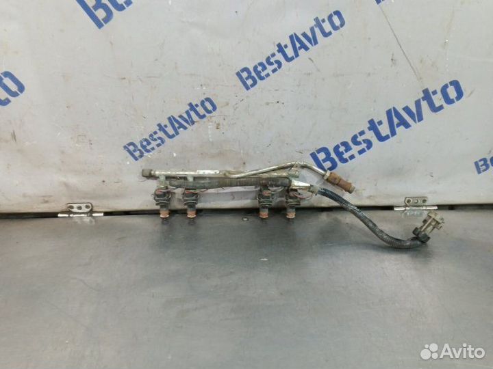 Топливная рампа LADA 2115 2008