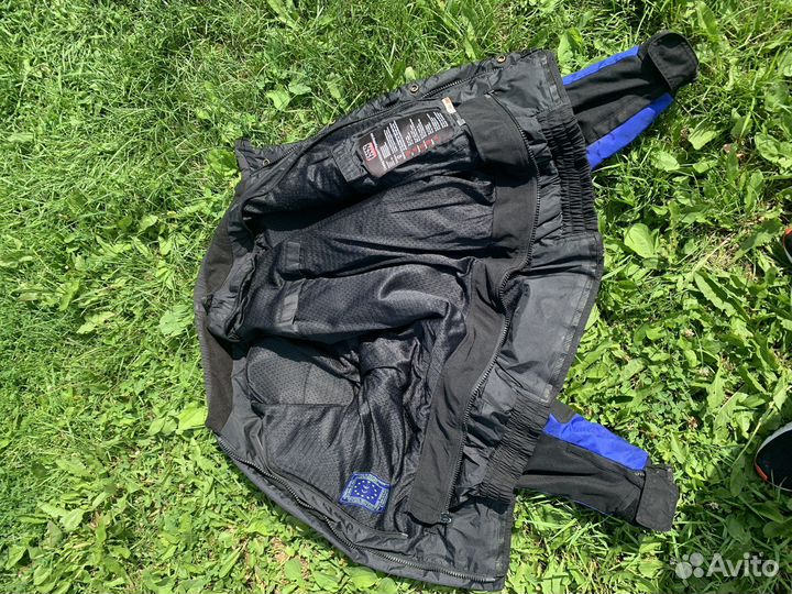 Продам куртку ixs