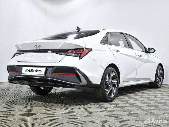 Hyundai Elantra 1.5 CVT, 2024, 68 км