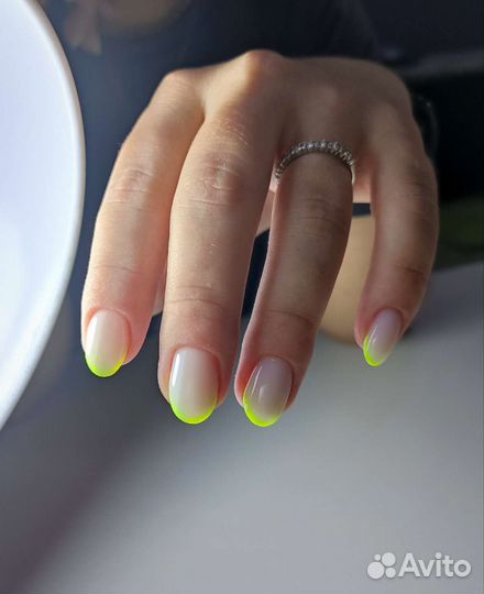 Мастер маникюра