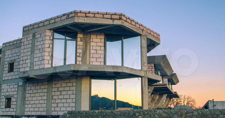 Коттедж 251 м² на участке 5 сот.